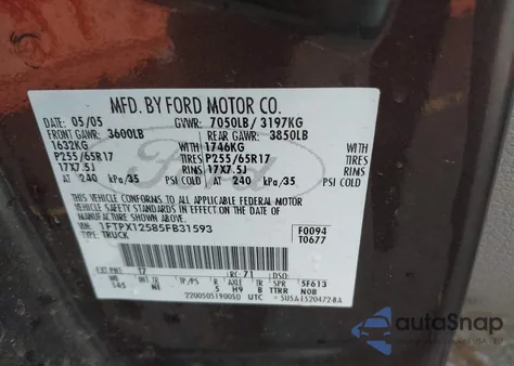 2005 Ford F-150 Lariat/Xl/Xlt from USA, damaged, VIN 1FTPX12585FB31593